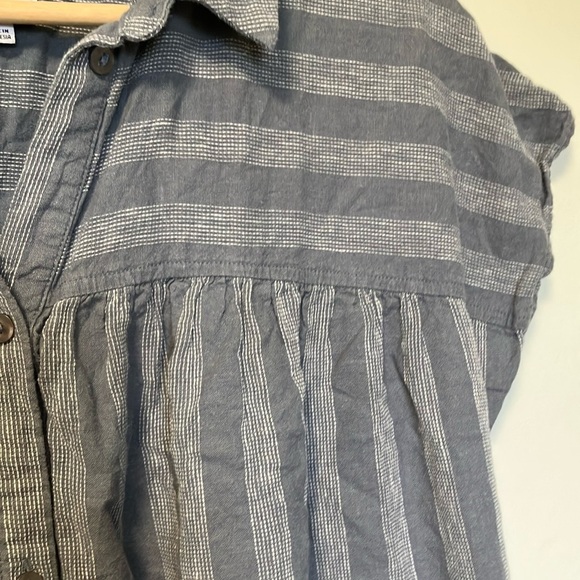 The Nines by HATCH Striped Gray Button-Up Women's Top - Picture 3 of 5